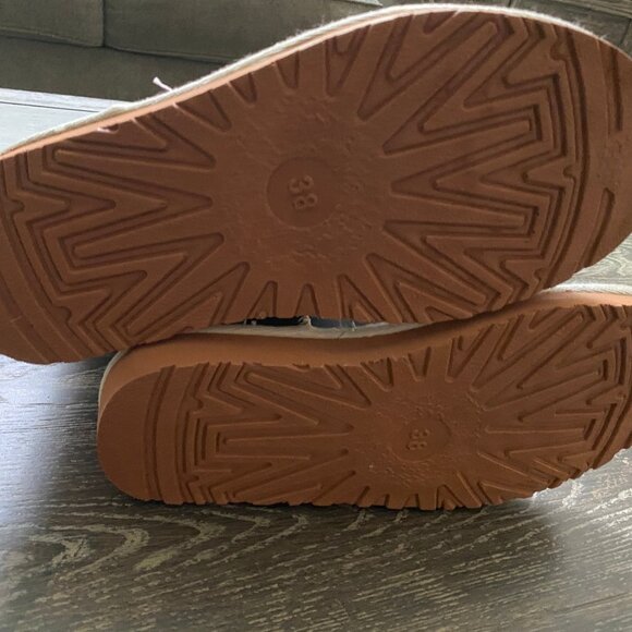 Cute Faux Leather Pull on Bunny Love Boots 38/7.5 NEW 😍 - Picture 7 of 8